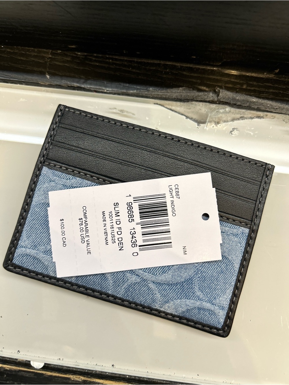 Coach Black Leather & Light Blue Signature CardID wallet - Picture 4 of 4